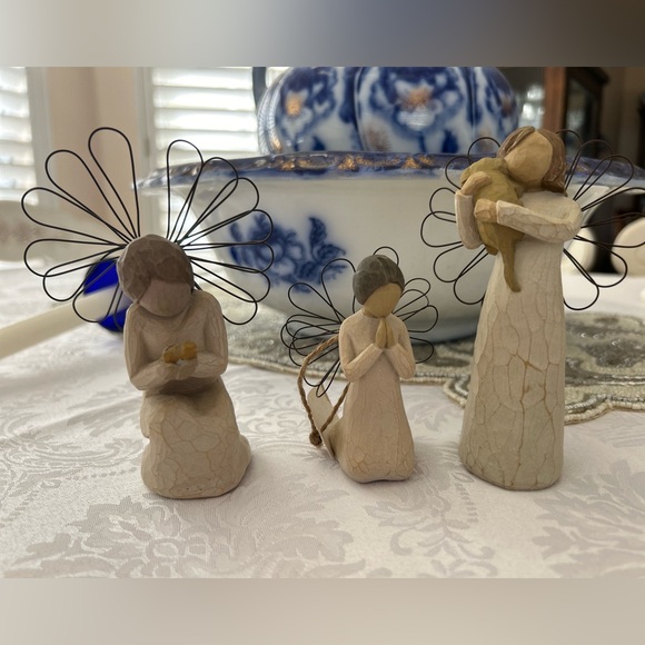 Willow Tree Other - 4 Willow Tree Figurines